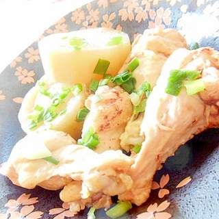 昆布出汁de❤鶏手羽元と大根の炊いたん❤